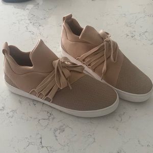 Steve Madden Sneaker